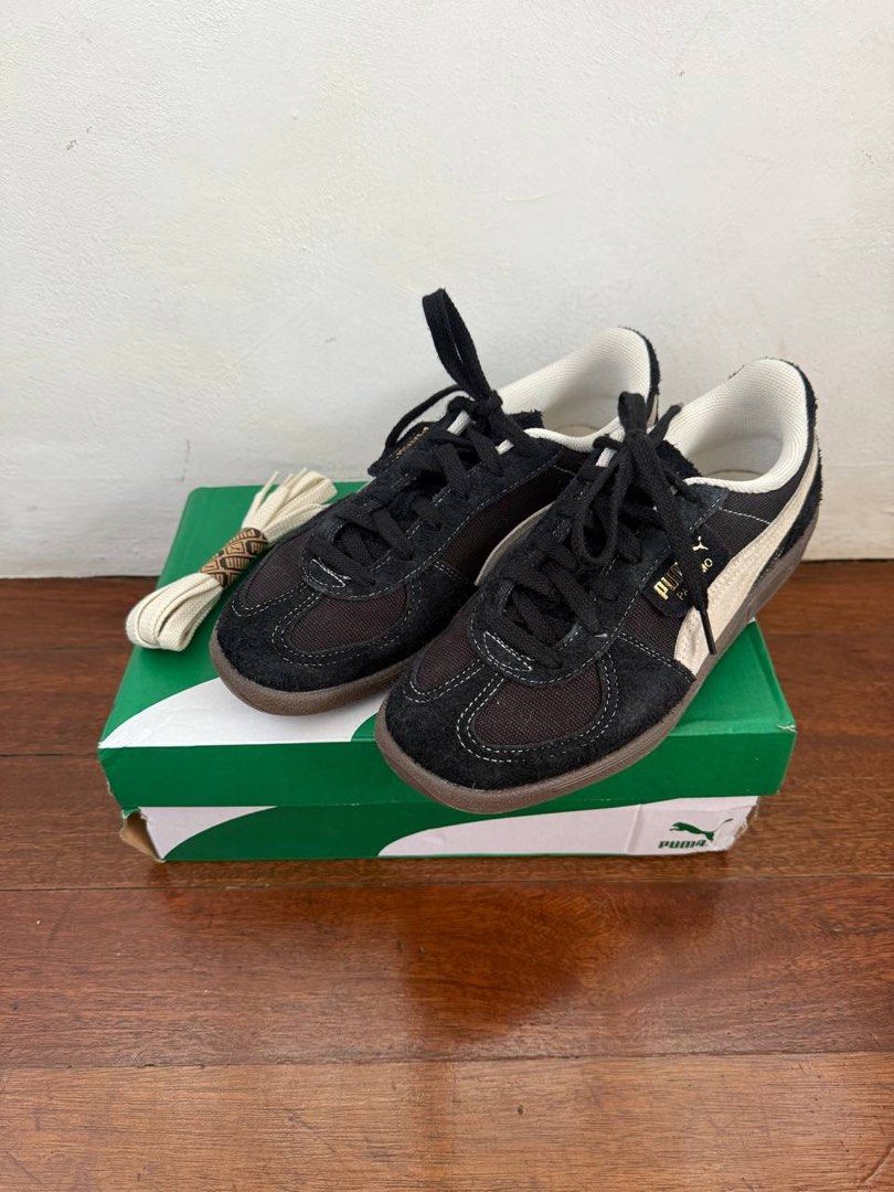 PUMA Palermo Vinatge Sneakers (Category: Sneakers) located in Quezon City. Submitted by kdiv_ (Listing ID 1381734496, Image 1). Description: Preloved | Bought online (Official store) UK5.5 , EU38.5, US6.5 (Men's) | 24.5 CM Black Denim Vintage - Special Edition Complete with extra lace and box RFS: Barely used hence decluttering MOP: BDO/GCash Shipping fee to be shouldered by the buyer.