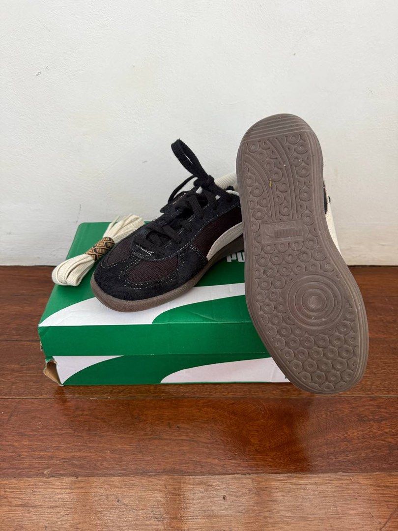PUMA Palermo Vinatge Sneakers (Category: Sneakers) located in Quezon City. Submitted by kdiv_ (Listing ID 1381734496, Image 3). Description: Preloved | Bought online (Official store) UK5.5 , EU38.5, US6.5 (Men's) | 24.5 CM Black Denim Vintage - Special Edition Complete with extra lace and box RFS: Barely used hence decluttering MOP: BDO/GCash Shipping fee to be shouldered by the buyer.