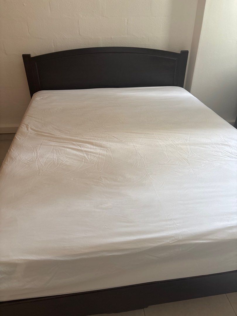 Queen Size Dark Wood Bed Frame
