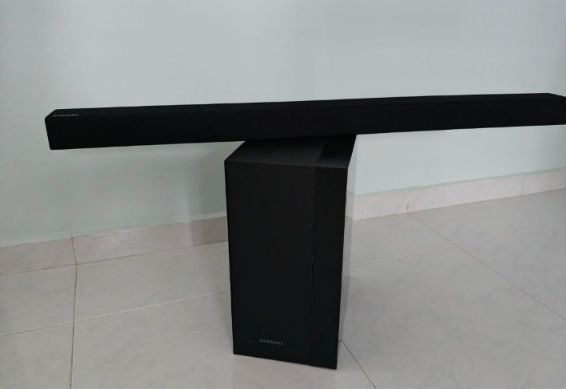 Samsung and LG Sound bar with wireless subwoofer (Read Description)63212847820291111