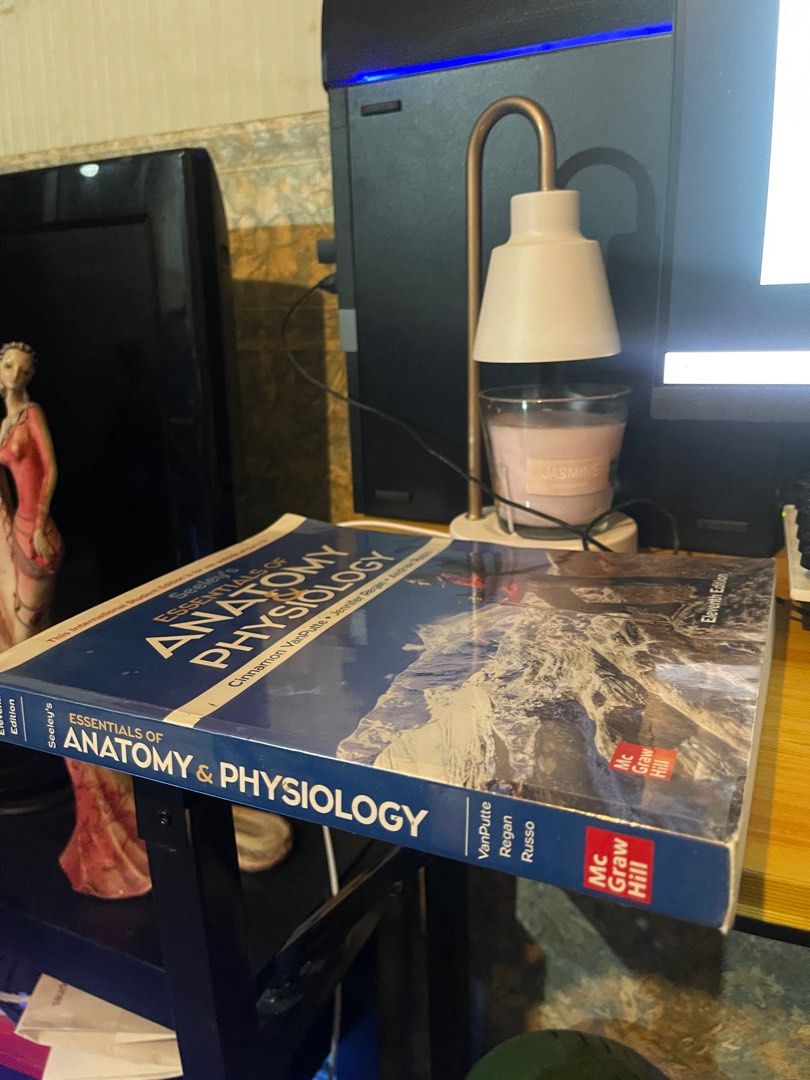 Seeley’s Anatomy & Physiology (Category: Textbooks) located in Paranaque City. Submitted by thriftcs (Listing ID 1381874383, Image 2). Description: .