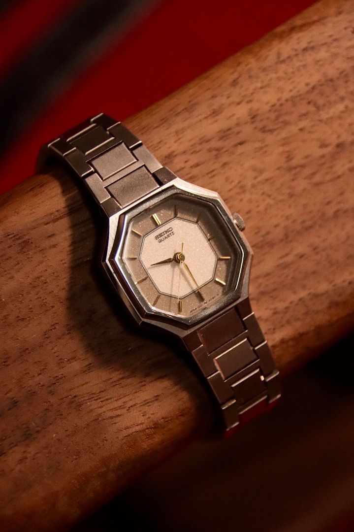Seiko Quartz Octagonal Dial Vintage Watch, Men's Fashion, Watches ...
