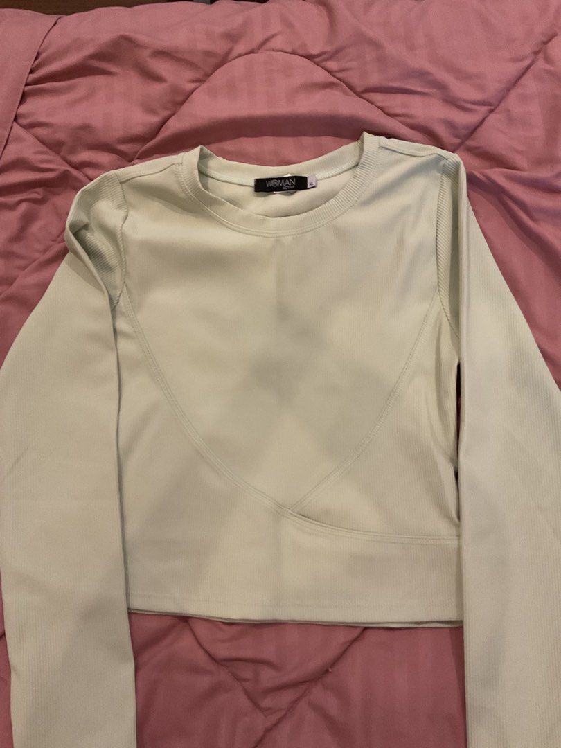 SM Woman Active (Light Green) (Category: Activewear) located in Muntinlupa City. Submitted by soooph (Listing ID 1381708584, Image 1). Description: SM Woman Active size: extra large | used once | no ww .