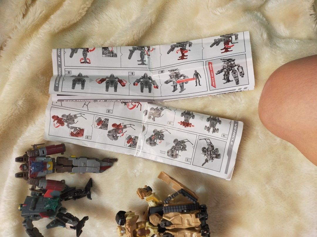 ON SALE!! sold as set ORIGINAL HASBRO TRANSFORMERS (Category: Action & Battle Toys) located in Quezon City. Submitted by littlejaredph (Listing ID 1381745558, Image 2). Description: from 3500 to 2500 pm for more pics all 9 items sold as set for only 3500 NEED CASH!.