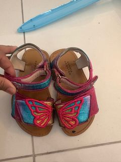 (Category: ) located in . Submitted by nassquared (Listing ID 1381797033, Image 1). Description: .