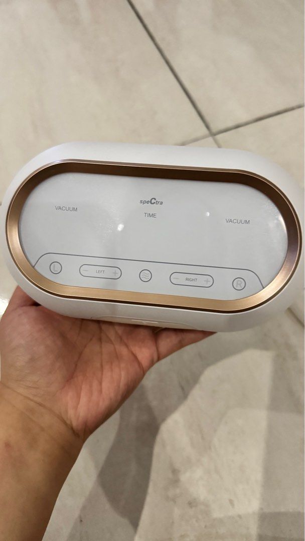 Spectra Dual Compact (Category: Breastfeeding & Bottle Feeding) located in Subang Jaya. Submitted by zaireensofea (Listing ID 1381854969, Image 1). Description: I guna for 2 weeks je sebab kering dah :( Kotak takde tinggal item je .