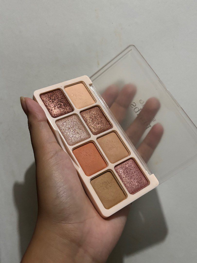 SQUAD COSMETICS EYESHADOW PALETTE (Category: Makeup) located in Marikina City. Submitted by 451mail (Listing ID 1381837665, Image 3). Description: This was only swatched using brush for creative purposes (photography and video). It was never used on the face. PM ME YOUR LAST PRICE and then I’ll see if I can agree to it. MOP: GCASH MOD: lalamove, ggx, flash express, j&t.