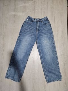 (Category: ) located in . Submitted by fycbx (Listing ID 1381844487, Image 1). Description: .