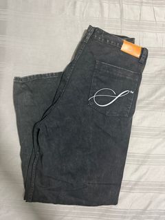 (Category: ) located in . Submitted by city.thriftclub (Listing ID 1381852246, Image 1). Description: .