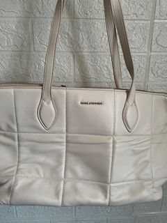 (Kategori: ) berada di . Dikirim oleh rikanadiap (ID iklan 1381737835, Gambar 1). Deskripsi: .