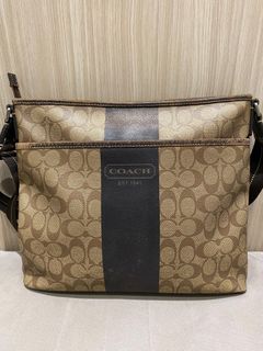 (Kategori: ) berada di . Dikirim oleh hobibaiquethrift (ID iklan 1381776767, Gambar 1). Deskripsi: .