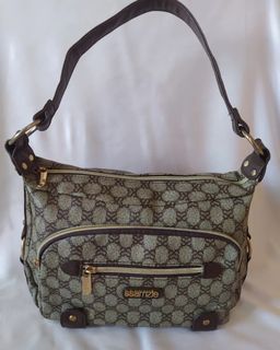 (Kategori: ) berada di . Dikirim oleh marthatiov51274 (ID iklan 1381738601, Gambar 1). Deskripsi: .