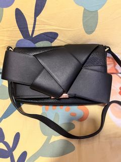 （分類：）位於 。 由 galapine 提交（商品編號 1381704020，圖片 1）。簡介： 。