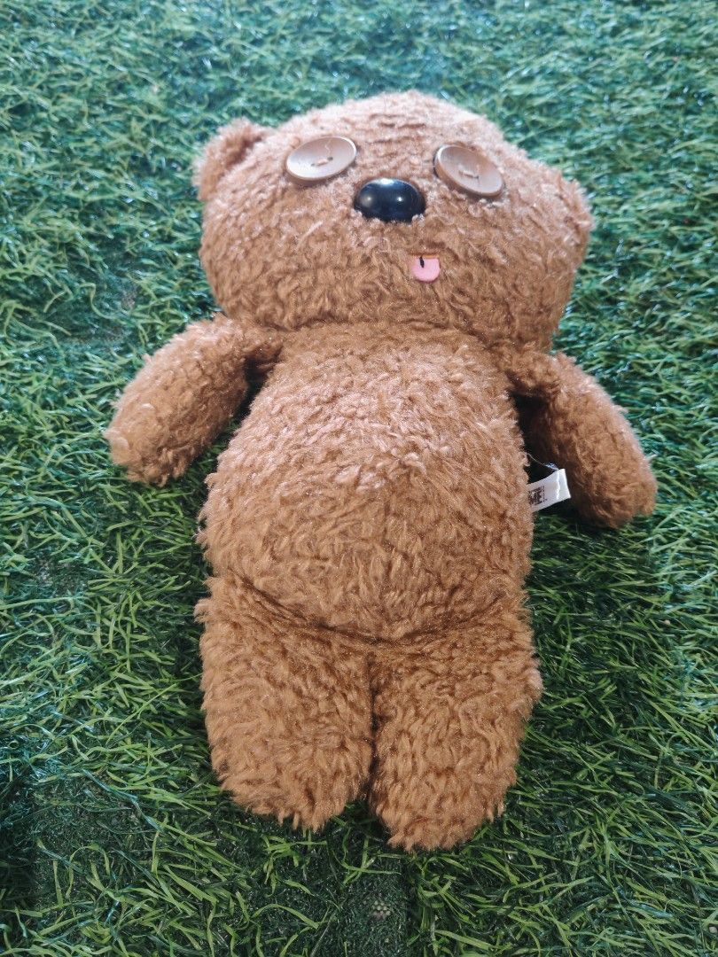 Tim bear (Category: Designer & Blind Box Toys) located in La Trinidad. Submitted by reeze_24 (Listing ID 1381667745, Image 1). Description: PRELOVED STUFFTOYS/HARDTOYS FROM HONGKONG BOX/JAPAN SURPLUS/UKAY SOURCE SOME ARE WITH PAPER TAGS AND CLOTH TAGS Still manange expectations.UKAY PO ETO HINDI BRAND NEW. J&T COURIER ONLY REGULAR SHIPPING.