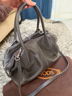 (Kategori: ) berada di . Dikirim oleh mrslomanto_preloved (ID iklan 1381724595, Gambar 1). Deskripsi: .