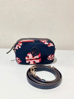(Kategori: ) berada di . Dikirim oleh preloved.nrm (ID iklan 1381762702, Gambar 1). Deskripsi: .