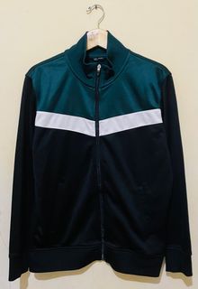 (Kategori: ) berada di . Dikirim oleh complex_store14 (ID iklan 1381864103, Gambar 1). Deskripsi: .