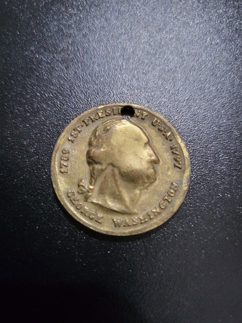 US George Washington Bicentennial Commemorative Coin (Category: Currency) located in Pasig City. Submitted by kdshp (Listing ID 1381838905, Image 1). Description: Make an offer.