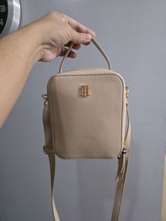 (Category: ) located in . Submitted by dette122 (Listing ID 1381696112, Image 1). Description: .