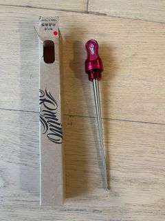 （分類：）位於 。 由 raziii1214 提交（商品編號 1381778435，圖片 1）。簡介： 。
