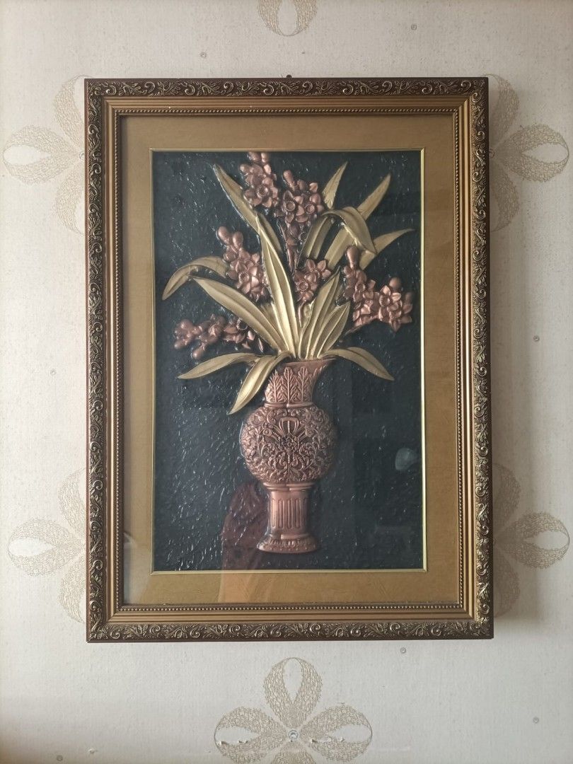 Vintage Floral Relief Wall Art in Ornate Frame