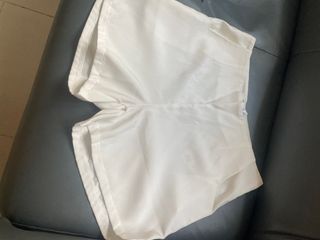 (Category: ) located in . Submitted by guccitan (Listing ID 1381679224, Image 1). Description: .