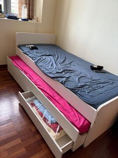 (Category: ) located in . Submitted by simonacata (Listing ID 1381697278, Image 1). Description: .