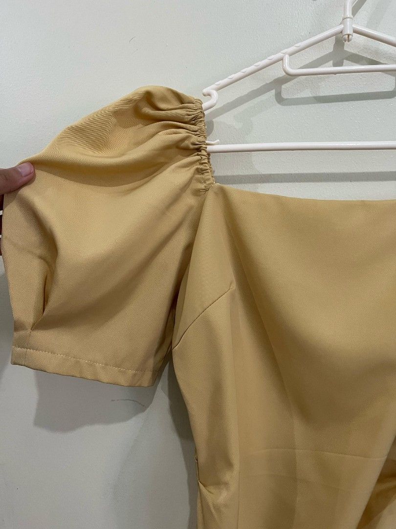 Yellow Asymmetrical Puff Dress (Category: Dresses) located in Quezon City. Submitted by jarsonjae (Listing ID 1381668813, Image 2). Description: High quality fabric Size XS-S W: 26 L: 33.