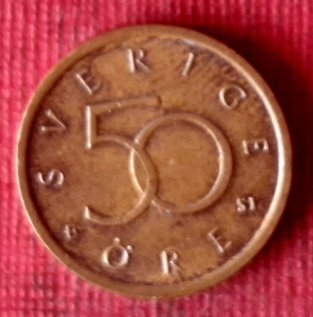 古幣／76〔瑞典〕2006年50歐爾銅幣乙枚（保真，品相良好，稀少）。, 書籍、休閒與玩具, 收藏、紀念品, 錢幣、紙鈔在旋轉拍賣