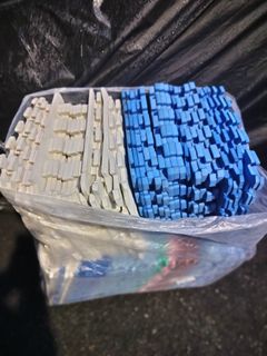 由 a0989735789 (刊登 ID 1382046816，圖片 1) 提交，位於 的 (類別：)，說明：。