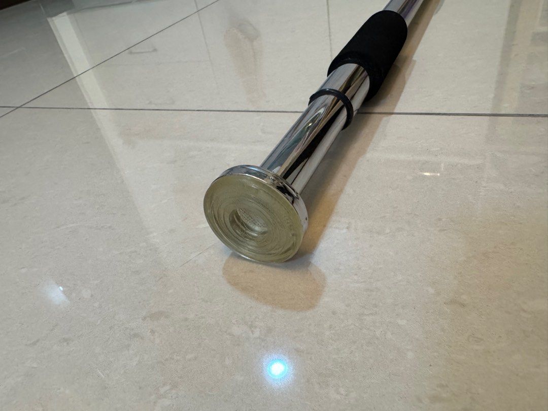 由 zengnie (刊登 ID 1381972525，圖片 3) 提交，位於 桃園市 (Taoyuan) 的 單槓 (類別：其他運動配件)，說明：有一邊止滑墊掉了，可以附上其它止滑墊。