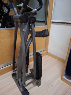 （分類：）位於 。 由 laureenyeung0327-79062 提交（商品編號 1378747763，圖片 1）。簡介： 。