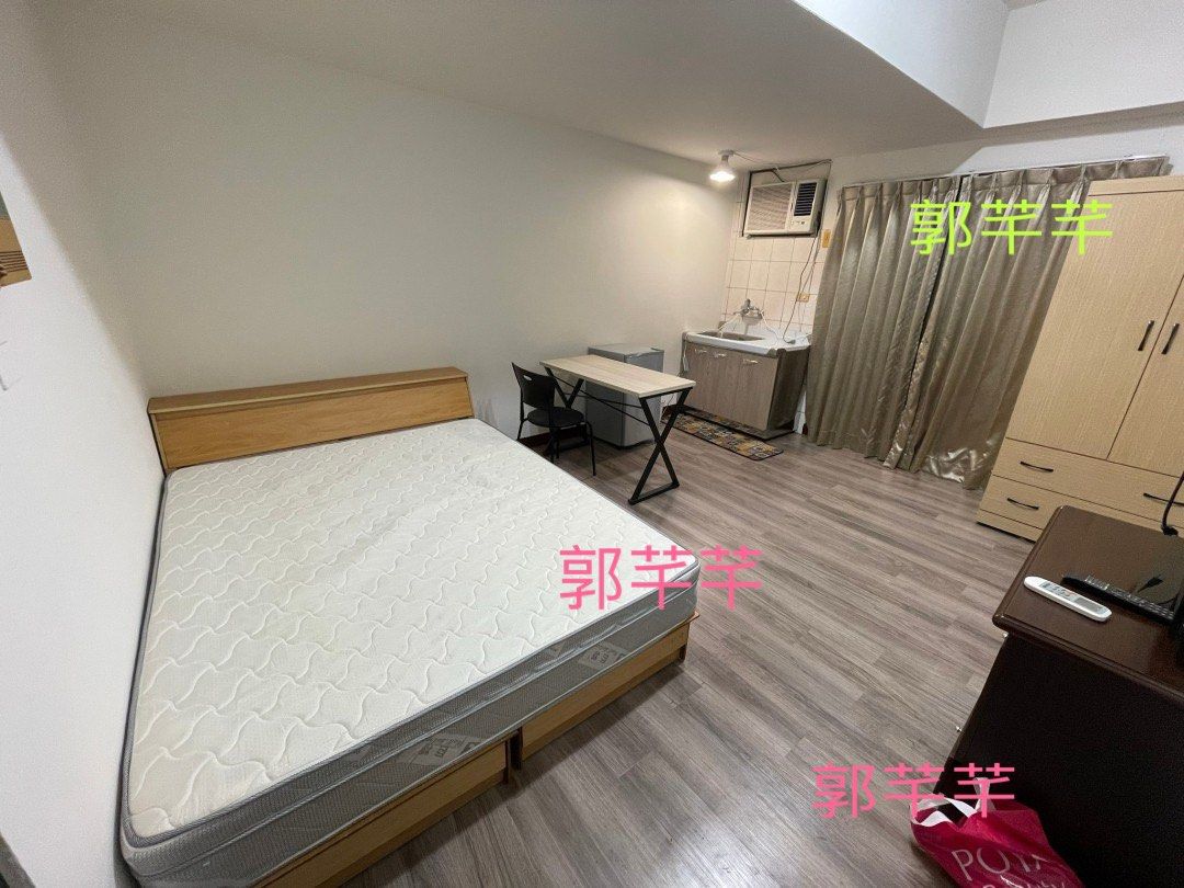 由 ekyaya55 (刊登 ID 1381996985，圖片 3) 提交，位於 台南市 (Tainan) 的 出租 平面汽車位近南科南應大獨立洗曬大套房台水台電車位 (類別：房屋出租)，說明：到南科約20分，到安南醫院15分，近5分鐘到南應大 獨立陽台洗衛 台水台電 汽車車位，機車車位 24小時管理員 含管理費，車位機車位清潔費 全面禁煙 不可開伙 需公證 粉刷整理，附近生活便利，市場，便利商店，全聯，學校，夜市。