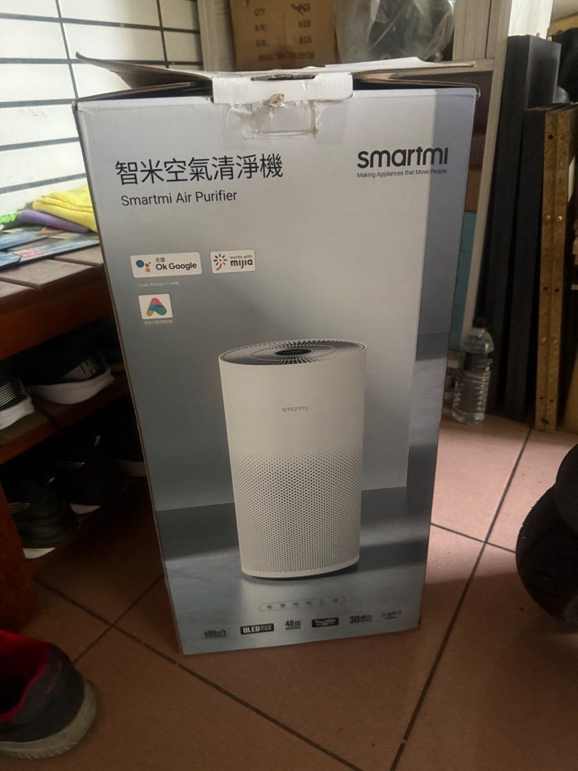 由 opopop55577721 (刊登 ID 1382028615，圖片 1) 提交，位於 台北市 (Taipei) 的 智米 空氣清淨機 (類別：居家香薰)，說明：使用時都很小心。瑕疵（如果有的話）也幾乎看不出來。。