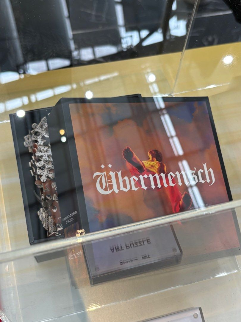 G-DRAGON Übermensch アートパズル GD 現貨] GD G-Dragon