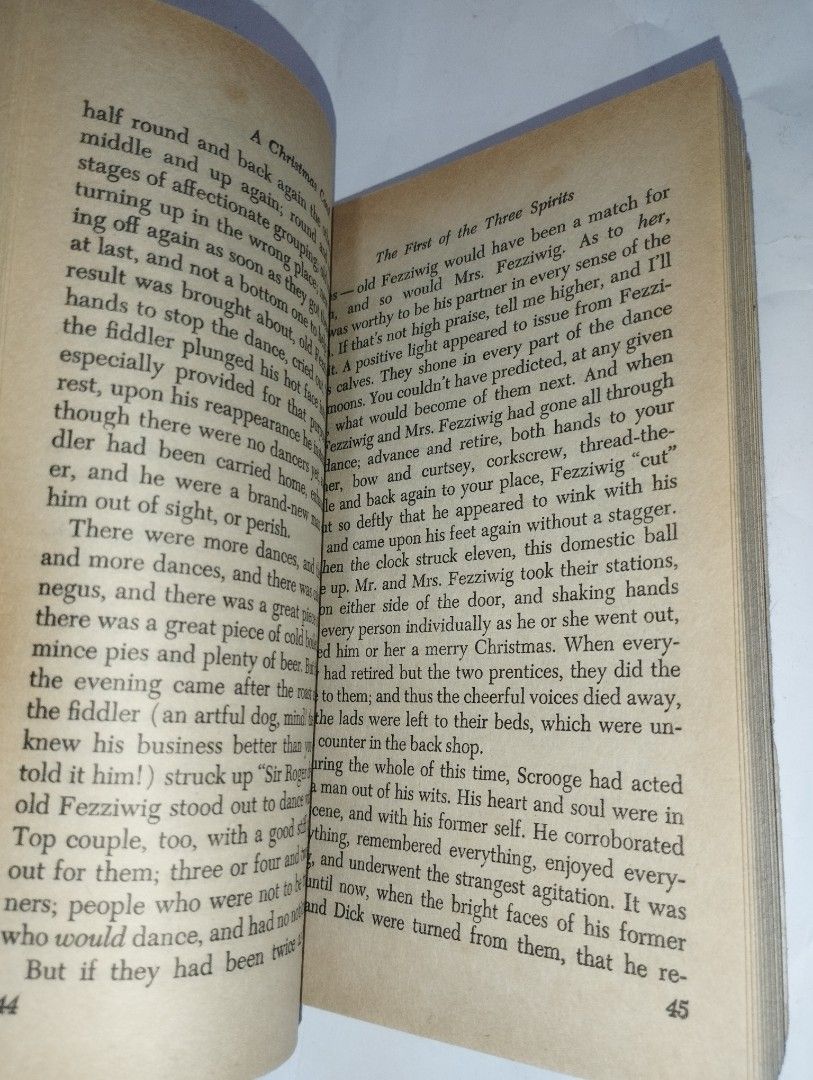 A Christmas Carol Charles Dickens (Category: Storybooks) located in Tanza. Submitted by 23rdblock (Listing ID 1382043035, Image 3). Description: used during my highschool days for a book report :).