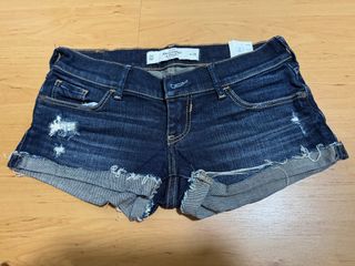 (Category: ) located in . Submitted by fajitasplease (Listing ID 1381935491, Image 1). Description: .