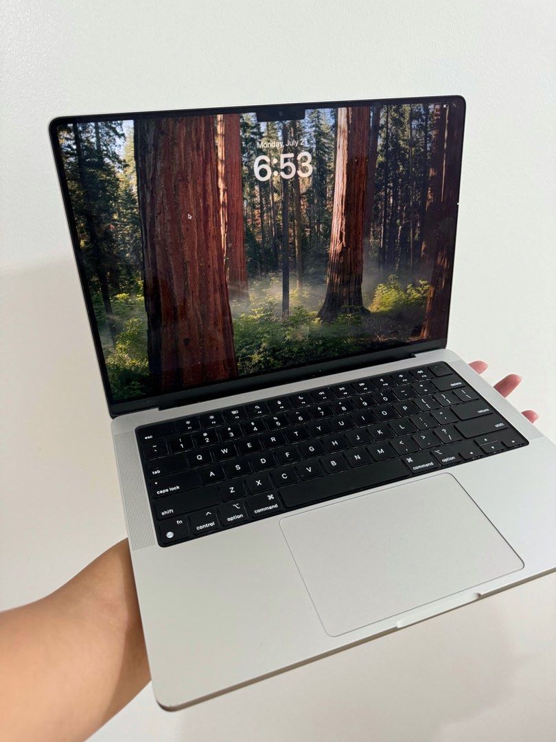 Apple Macbook Pro 13 inches 512 GB (Category: Laptops & Notebooks) located in Cainta. Submitted by maribei (Listing ID 1382013634, Image 1). Description: 512 GB Please research the specs nalang Bought last November 2024 Just selling it low since I want to buy a new one due to the scratches as seen on photo above. Barely used. I’m just OC.