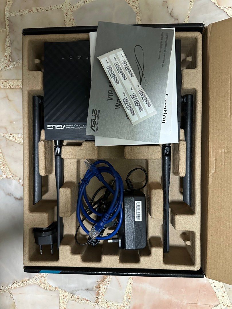 ASUS RT-AC1200G+ Dual-Band Wireless Router63218248870915111