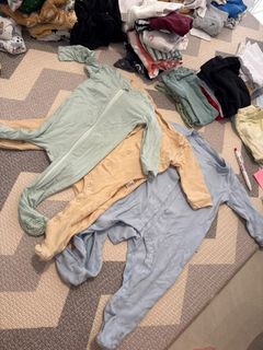 (Category: ) located in . Submitted by hesedbunny (Listing ID 1381978146, Image 1). Description: .