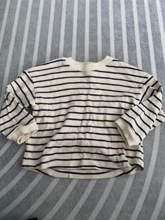 (Category: ) located in . Submitted by prelov.co (Listing ID 1381957904, Image 1). Description: .
