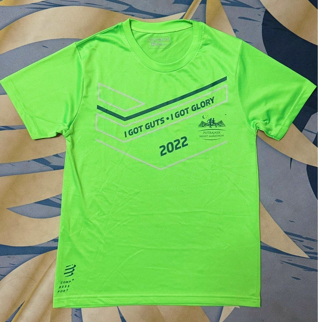 BAJU EVENT PUTRAJAYA NIGHT MARATHON (Category: Announcements) located in Ayer Keroh. Submitted by zkwanrahim (Listing ID 1382089392, Image 1). Description: 🌙 BAJU EVENT PUTRAJAYA NIGHT MARATHON – MASIH BARU! 📍 Event malam penuh vibe – design eksklusif & limited edition! 📏 Saiz: Xs to S 🎽 Material dry-fit, ringan & selesa – sesuai untuk larian malam atau harian.