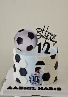 (Category: ) located in . Submitted by cakesbylavan (Listing ID 1382051668, Image 1). Description: .