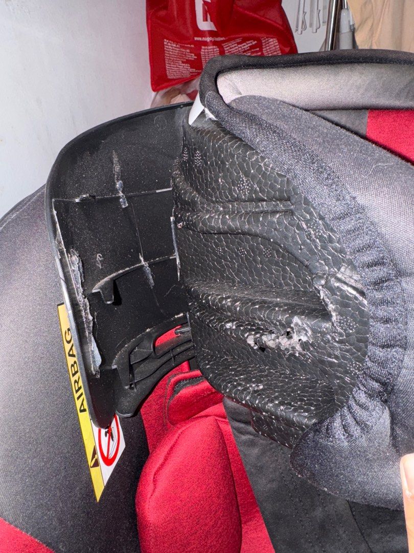 Carseat Sweet Cherry (Category: Other Kids Furniture) located in Kuala Lumpur. Submitted by aiynee (Listing ID 1381967632, Image 3). Description: Sedikit defect perlu gam , refer last picture.