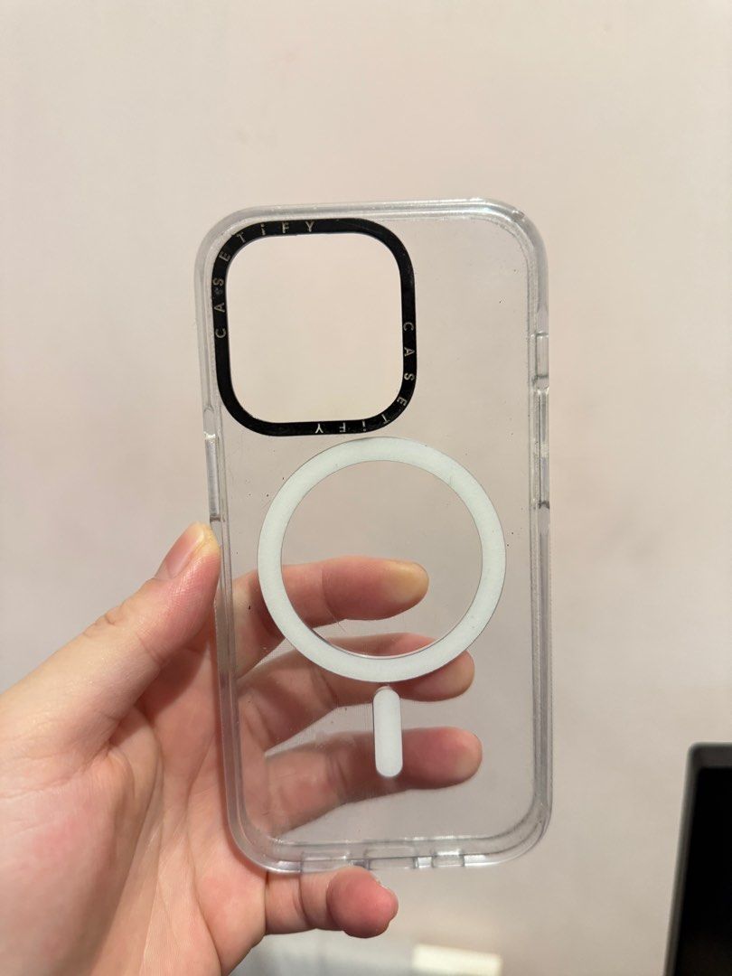 由 66__22__ (刊登 ID 1381980313，圖片 1) 提交，位於 桃園市 (Taoyuan) 的 Casetify iPhone 14 透明手機殼 (類別：手機套及手機殻)，說明：有使用過痕跡 換手機 所以售出。