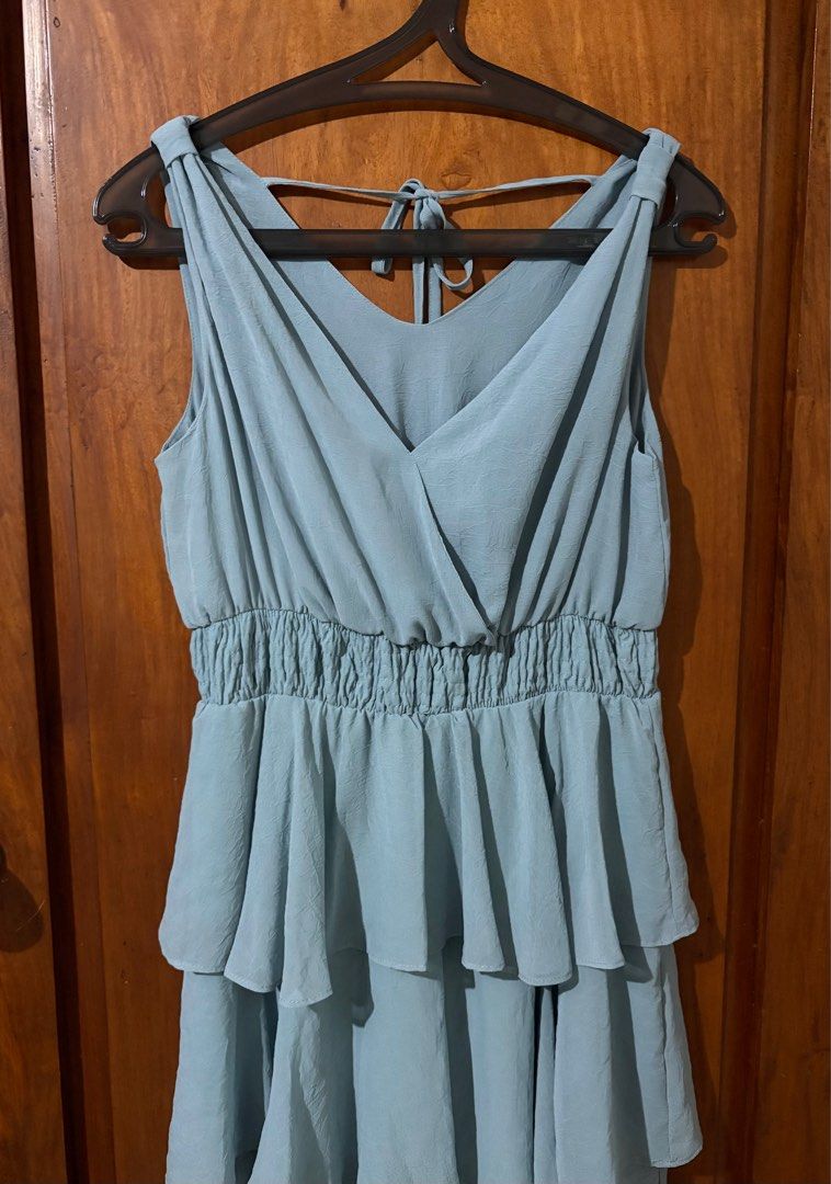 Casual / Semi Formal Dress (Category: Dresses) located in Quezon City. Submitted by lencollado (Listing ID 1381922781, Image 1). Description: Fits M to Semi L Color is like persian green on the lighter shade lang. Actual color captured..