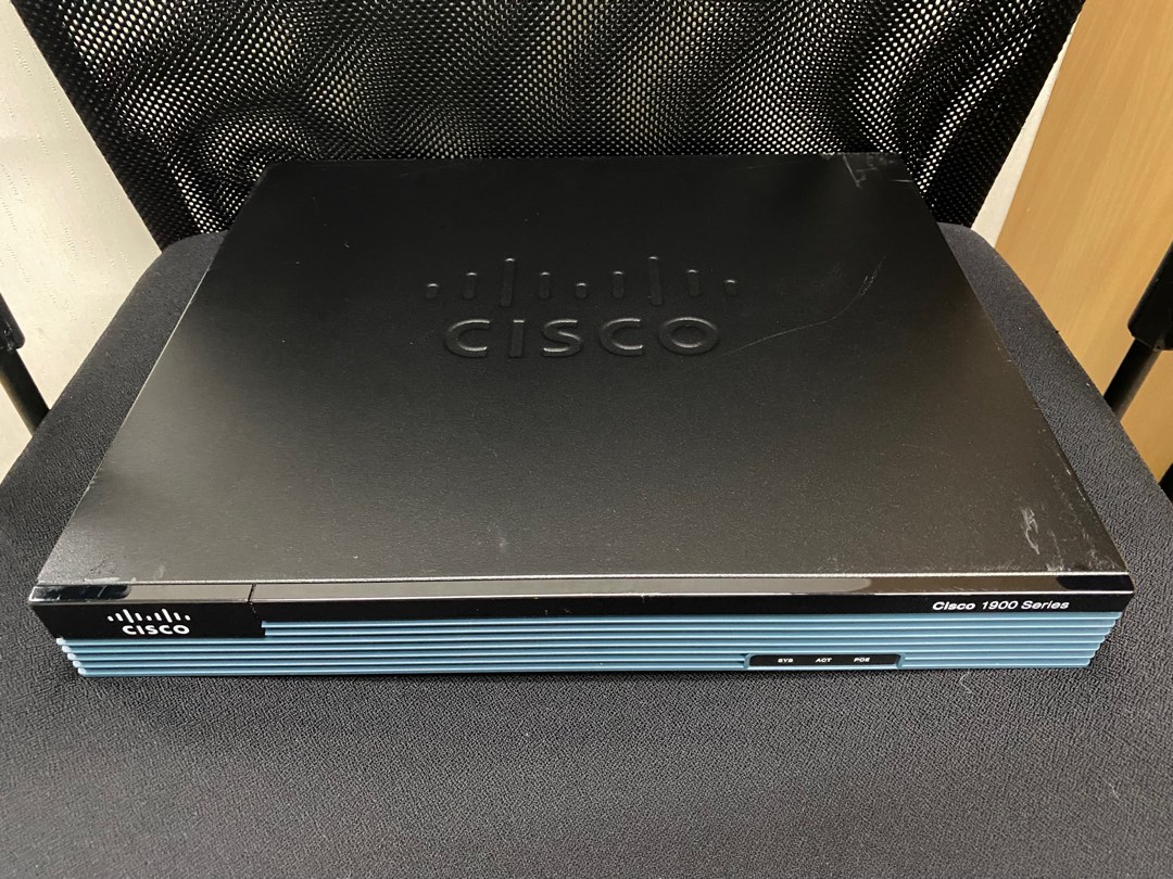 Cisco 1921 router, 電腦＆科技, 商務用科技產品 - Carousell