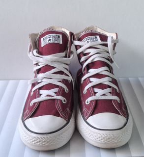 (Kategori: ) berada di . Dikirim oleh sneakerskita. (ID iklan 1382010359, Gambar 1). Deskripsi: .