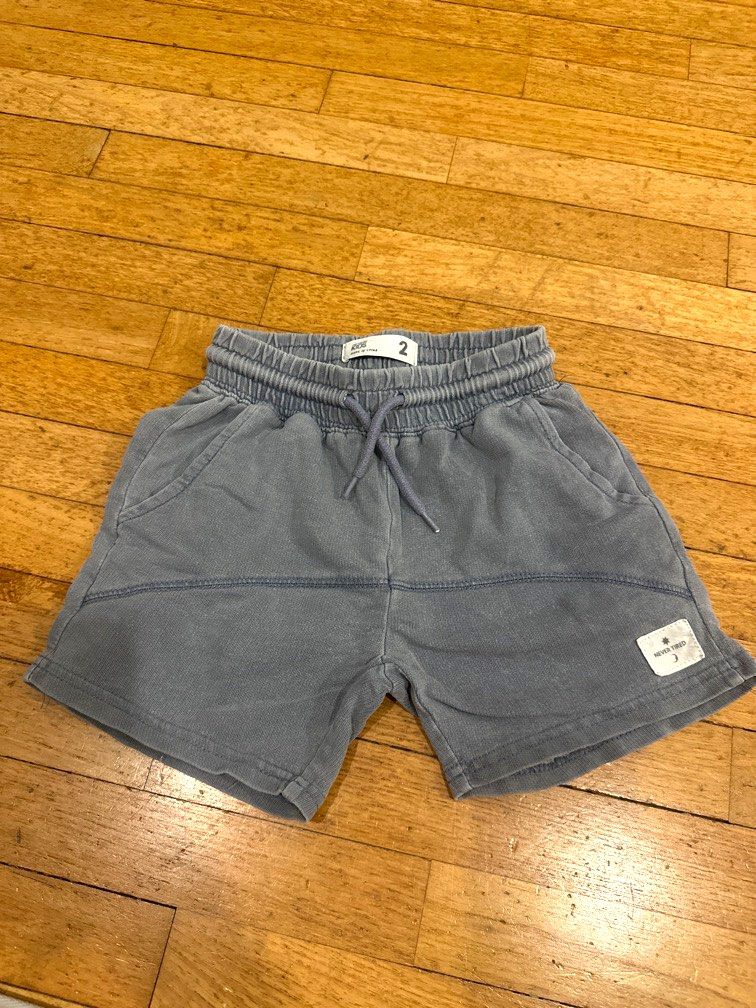Cotton on shorts : 2Y (Category: Babies & Kids Fashion) located in Kuala Lumpur. Submitted by hdmart (Listing ID 1382074912, Image 1). Description: .