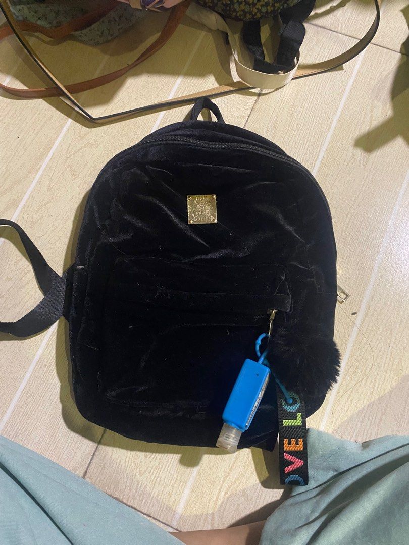 cute black velvet backpack (Category: Backpacks) located in Caloocan City. Submitted by lienzonius (Listing ID 1382025181, Image 1). Description: i barely used this one too, display lang din sa room.